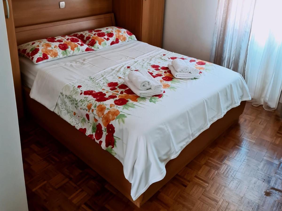 Izola City Center Apartment Экстерьер фото