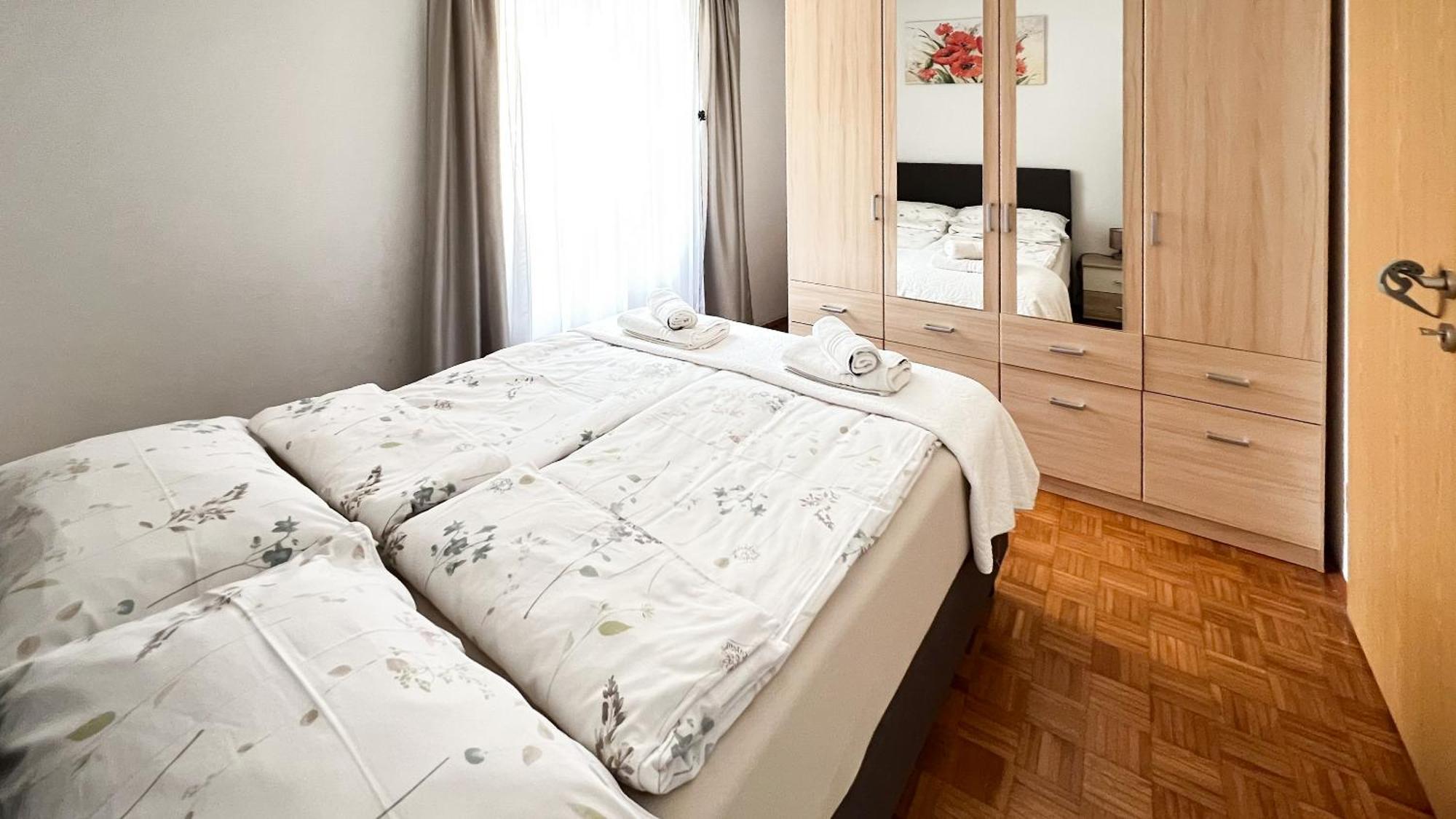 Izola City Center Apartment Экстерьер фото
