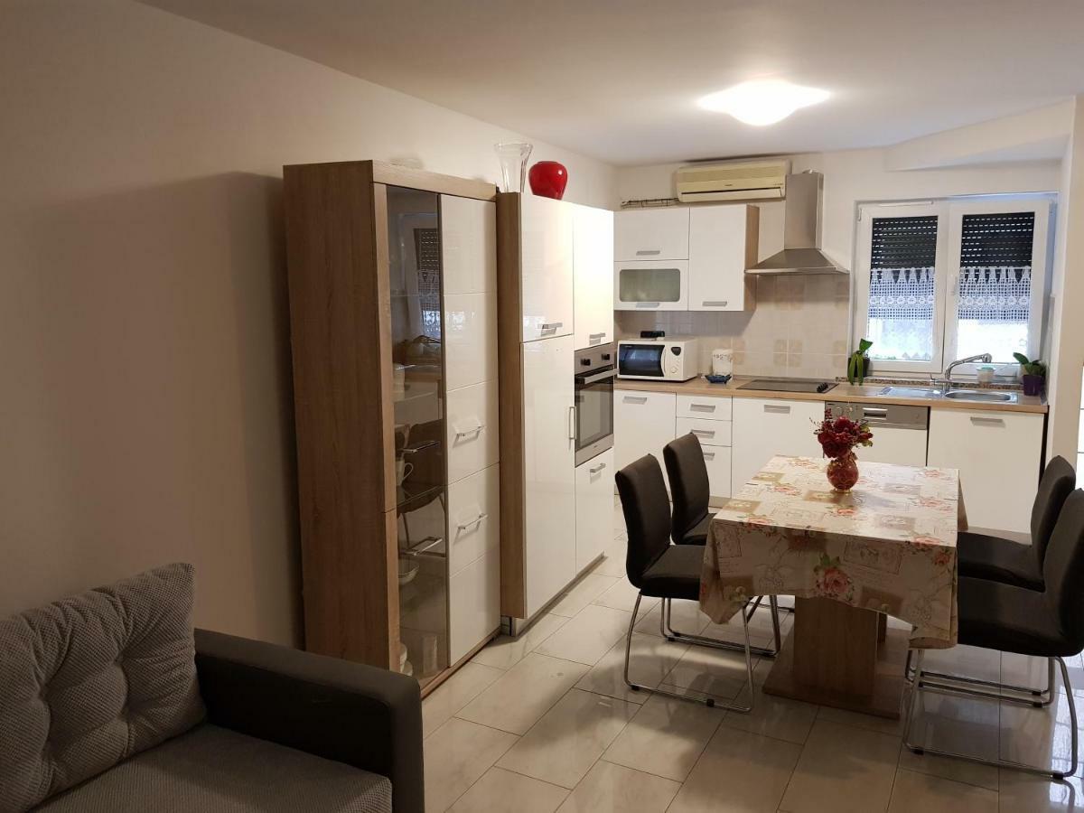 Izola City Center Apartment Экстерьер фото