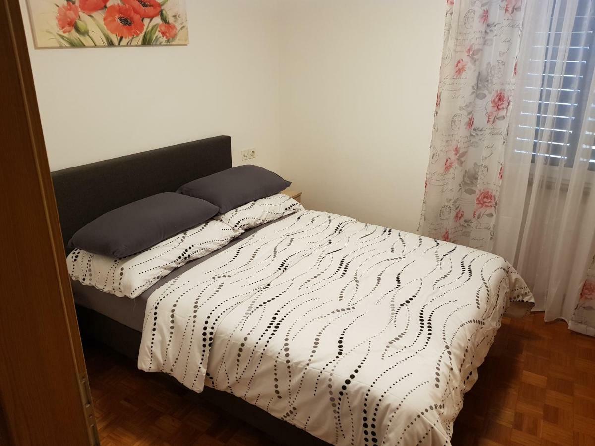 Izola City Center Apartment Экстерьер фото